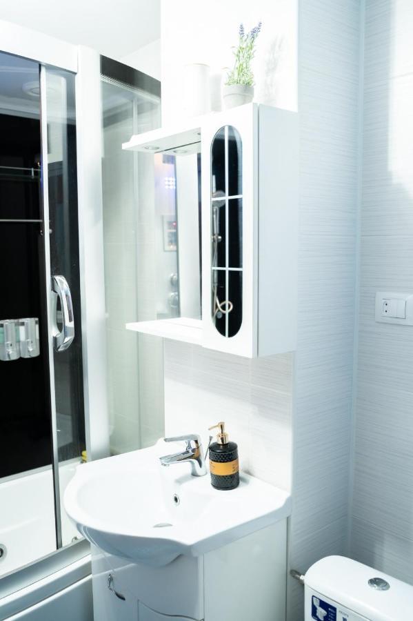 Apartament Luxury Apartment Gura Humorului Bagian luar foto