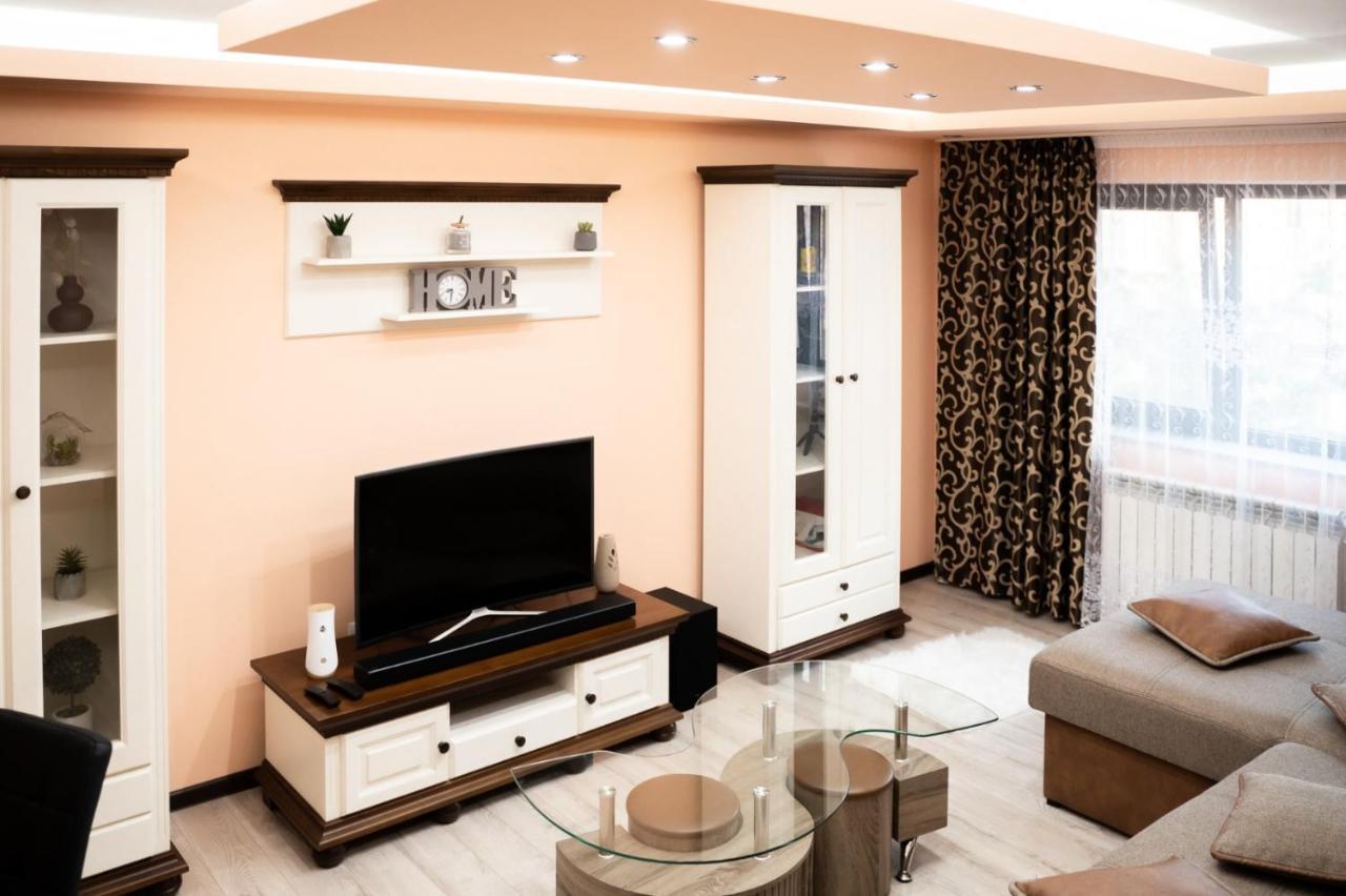 Apartament Luxury Apartment Gura Humorului Bagian luar foto
